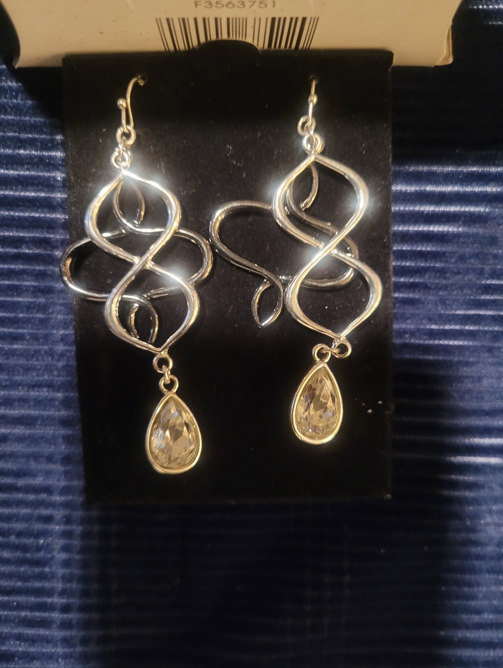 Avon Vintage Elegant Silver-Tone Infinity Drop Earrings with Crystal Teardrops